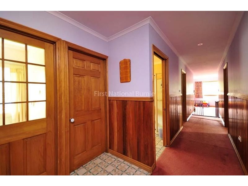 19 Old Cam Road, Somerset TAS 7322