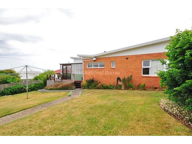 262 Mount Street, Burnie TAS 7320
