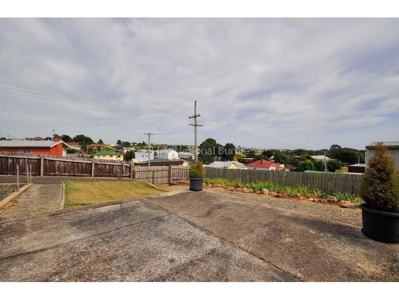262 Mount Street, Burnie TAS 7320