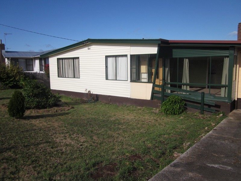60 Stirling Street, Burnie TAS 7320
