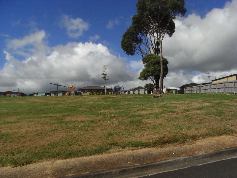15 Flinders Drive, Somerset TAS 7322