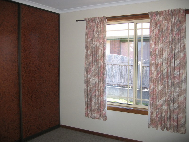 2/21 Abbott Street, Burnie TAS 7320