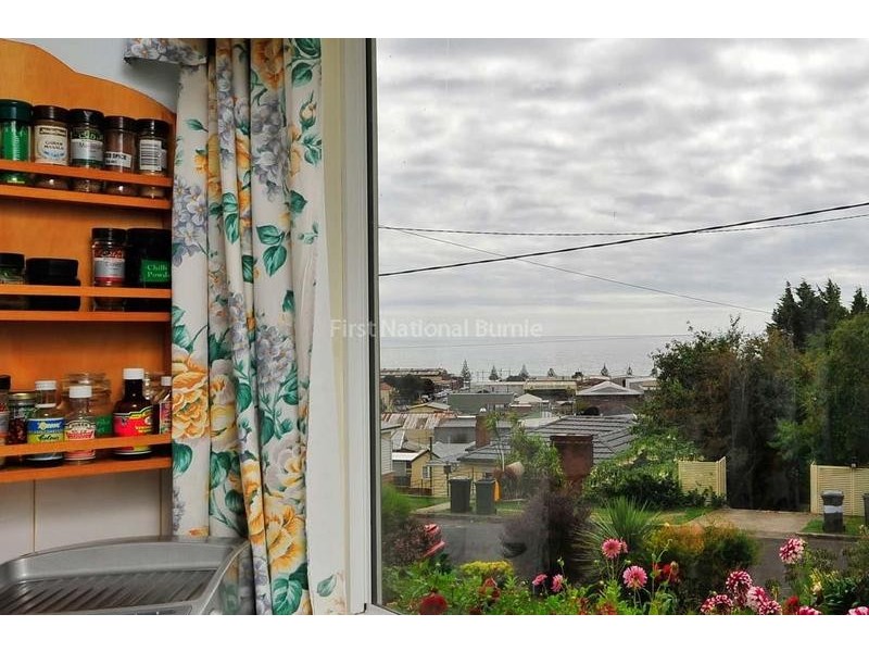 38 Cunningham Street, Burnie TAS 7320