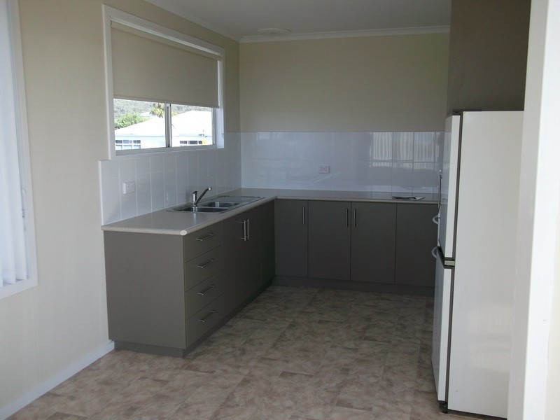 1/5 Esplanade, Somerset TAS 7322