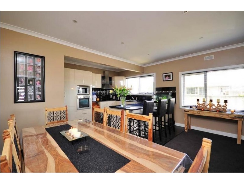 85 Bass Highway, Somerset TAS 7322