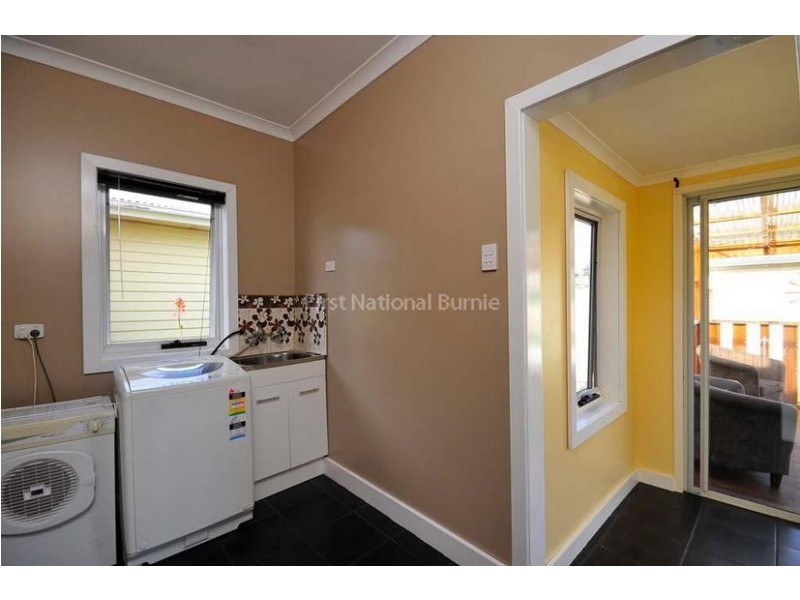 85 Bass Highway, Somerset TAS 7322