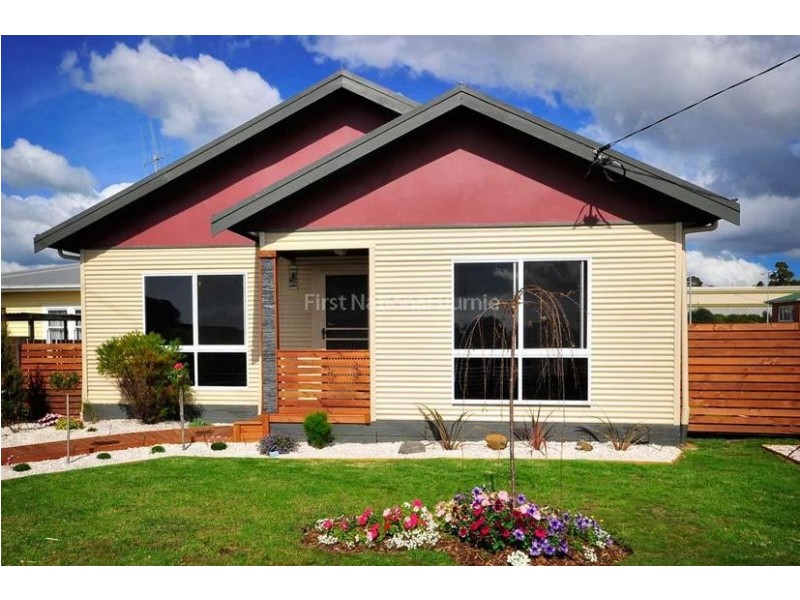 85 Bass Highway, Somerset TAS 7322