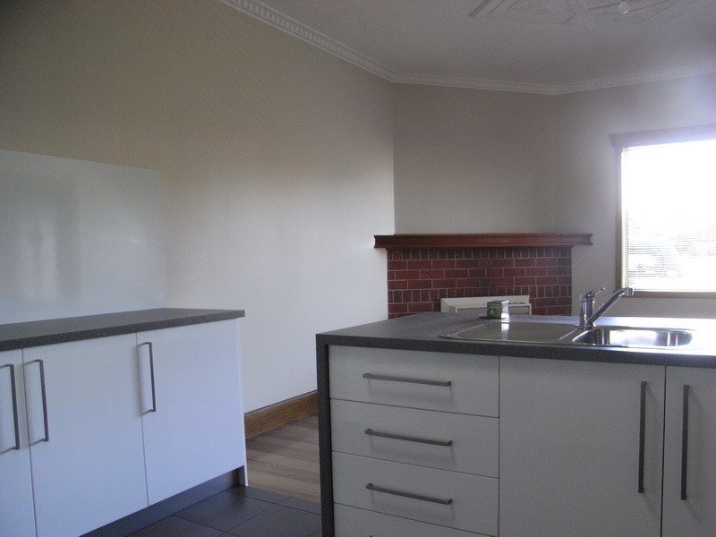 8 Moody Street, Burnie TAS 7320