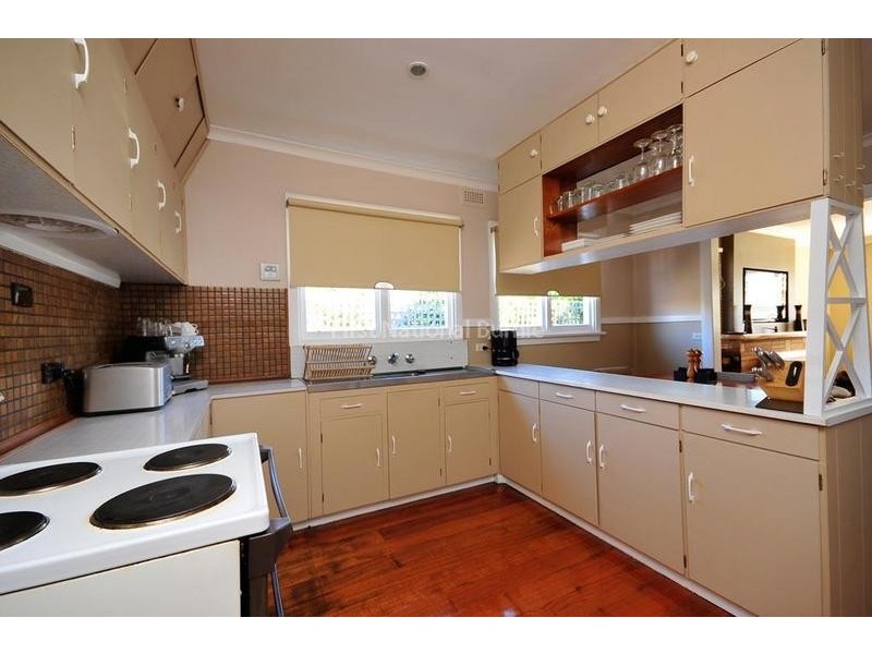 6 Whitford Street, Burnie TAS 7320
