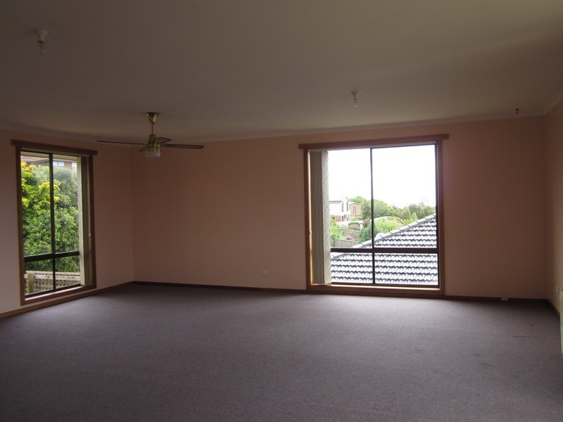 16 Manuka Drive, Burnie TAS 7320