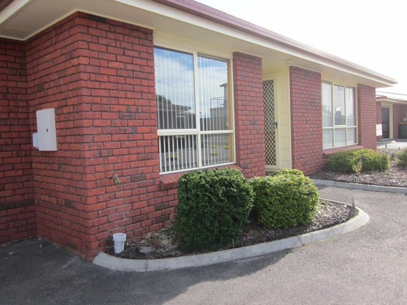 2/12a Esplanade, Somerset TAS 7322