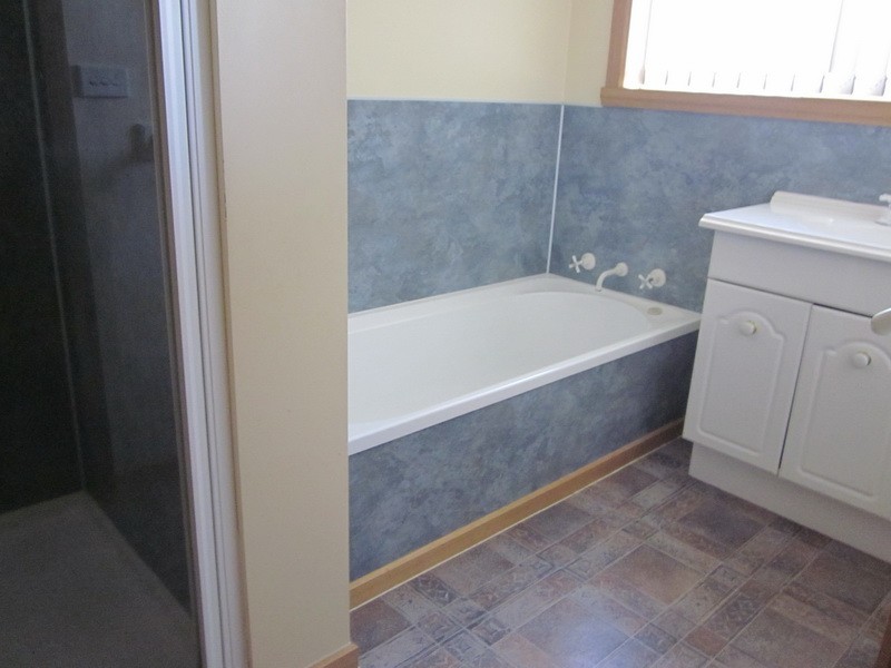 2/12a Esplanade, Somerset TAS 7322