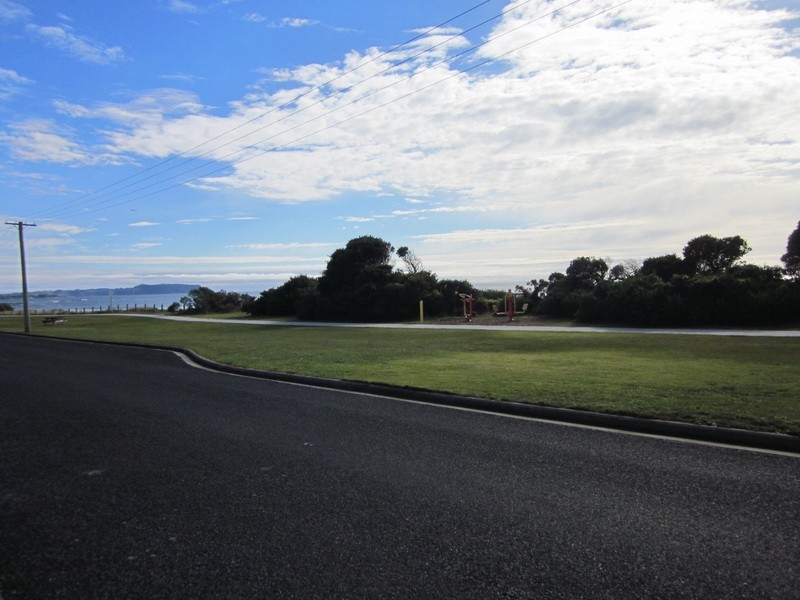 2/12a Esplanade, Somerset TAS 7322