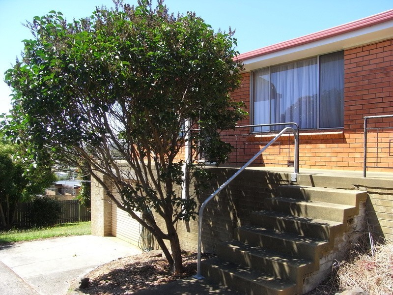 2/24 Malakoff Street, Somerset TAS 7322