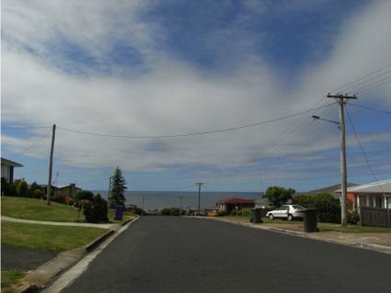 2/24 Malakoff Street, Somerset TAS 7322