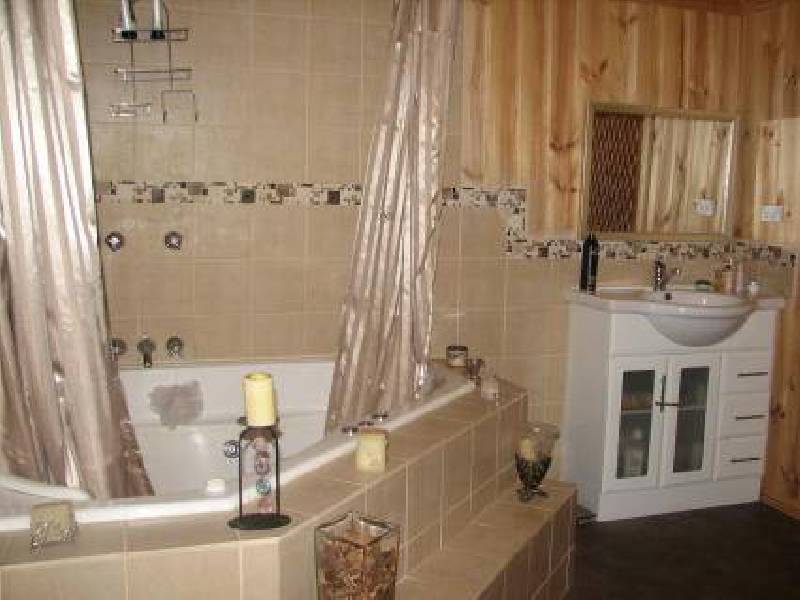 225 Lowries Road, Oldina TAS 7325