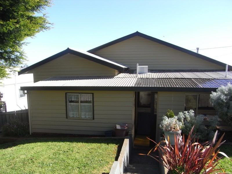 12 Hayes Street, Burnie TAS 7320