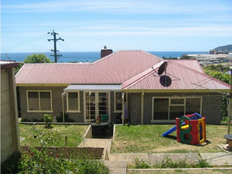 28 Cunningham Street, Burnie TAS 7320