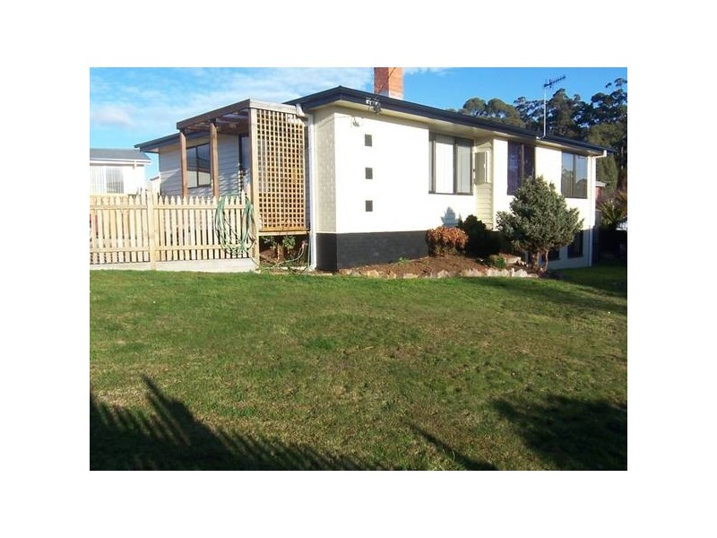 60 Cardigan Street, Somerset TAS 7322