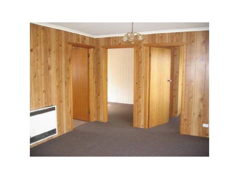 2/20a Federal Street, Burnie TAS 7320