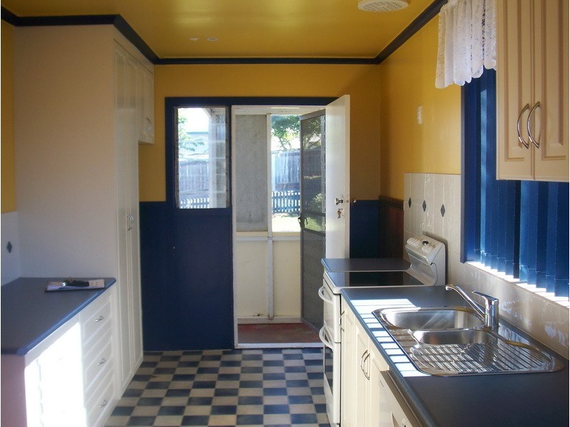 2 Pease Street, Burnie TAS 7320