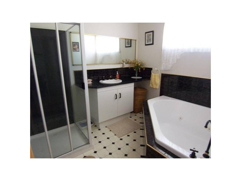 29 Elizabeth Street, Somerset TAS 7322