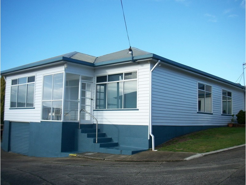 3 Esplanade, Somerset TAS 7322