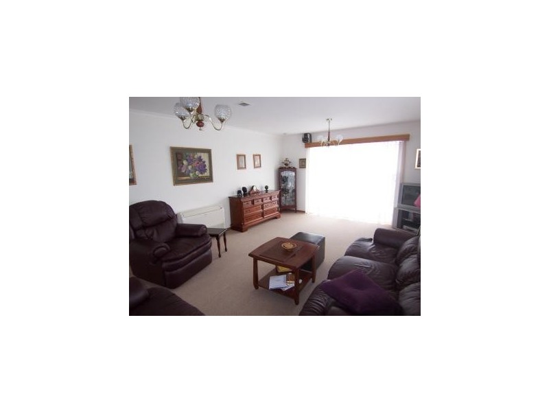 2A Simpson Street, Somerset TAS 7322