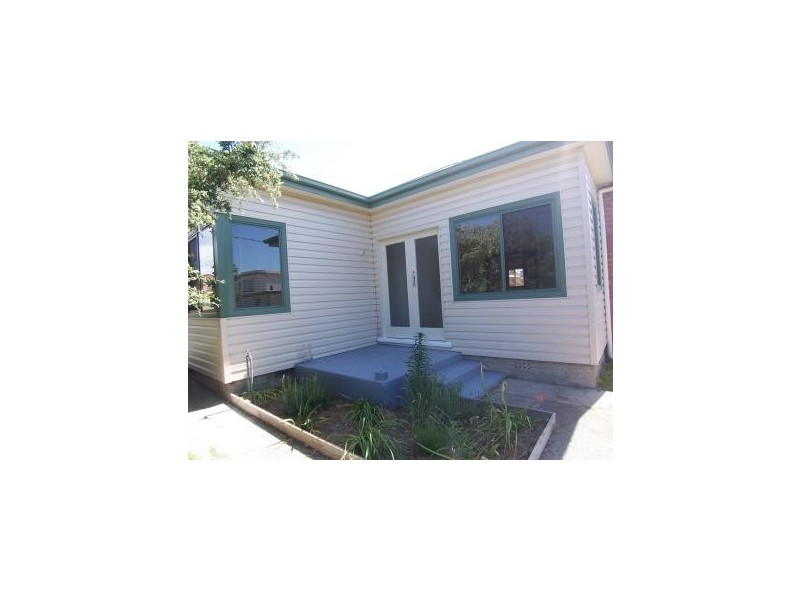 13 George Street, Somerset TAS 7322