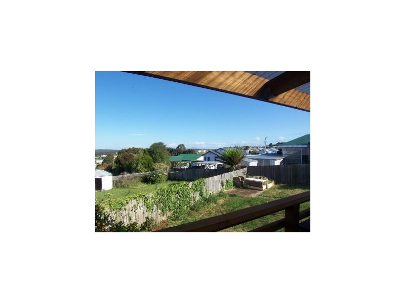 12 Woodward Avenue, Burnie TAS 7320