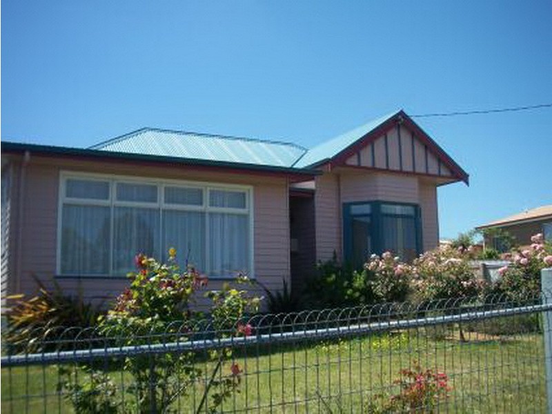 173 Mount Street, Burnie TAS 7320