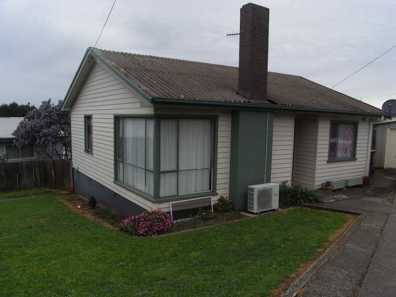 12 Woodward Avenue, Burnie TAS 7320