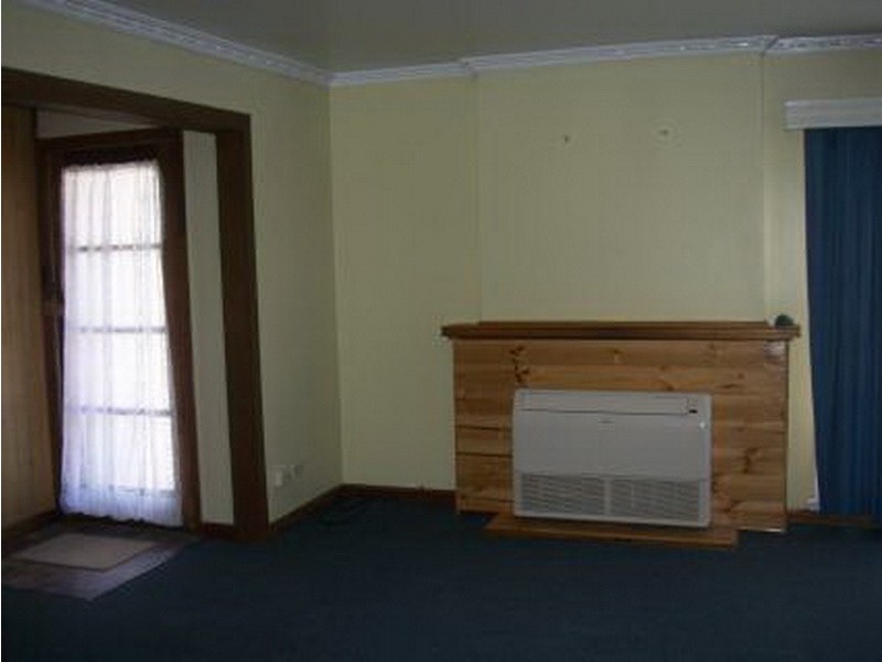 12 Woodward Avenue, Burnie TAS 7320