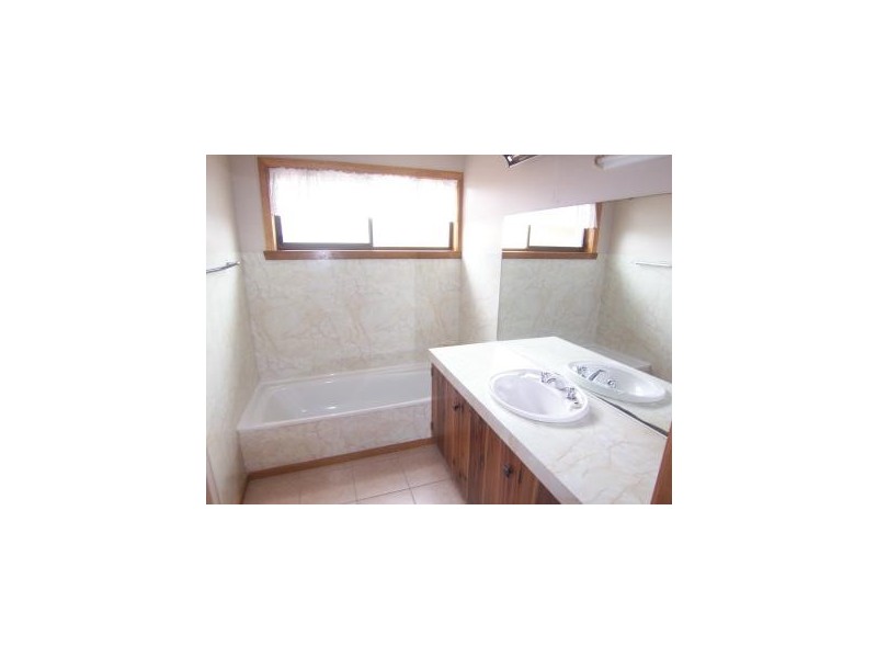24 Sassafras Crescent, Burnie TAS 7320
