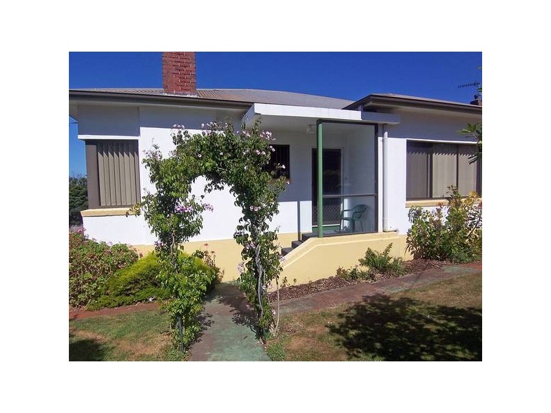 23 Cunningham Street, Burnie TAS 7320