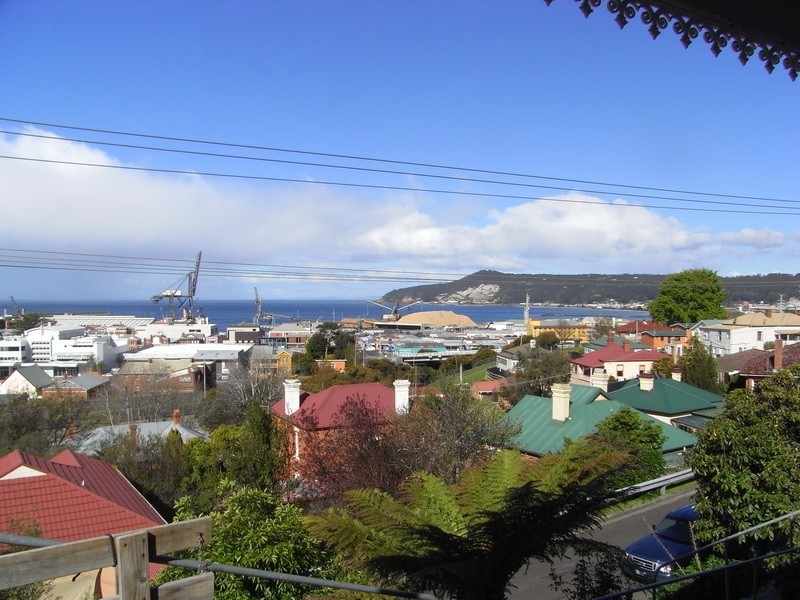 14 Hodgman Street, Burnie TAS 7320