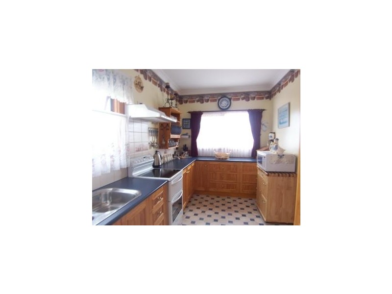 12 Monnington Street, Burnie TAS 7320