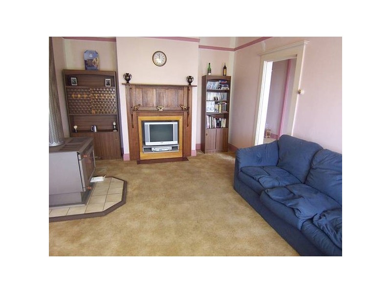 4 Menai Street, Burnie TAS 7320