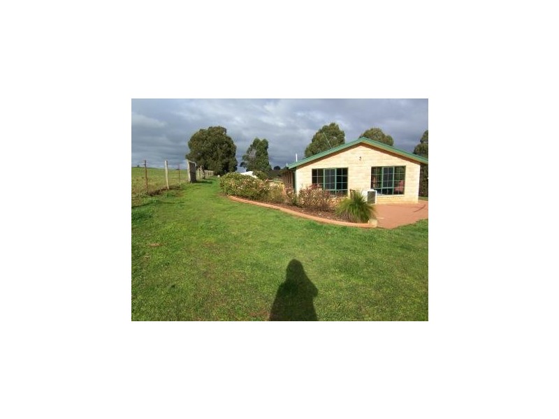 140 Loonah Road, Burnie TAS 7320