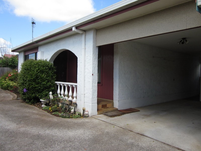 2/13 Oonah Crescent, Somerset TAS 7322