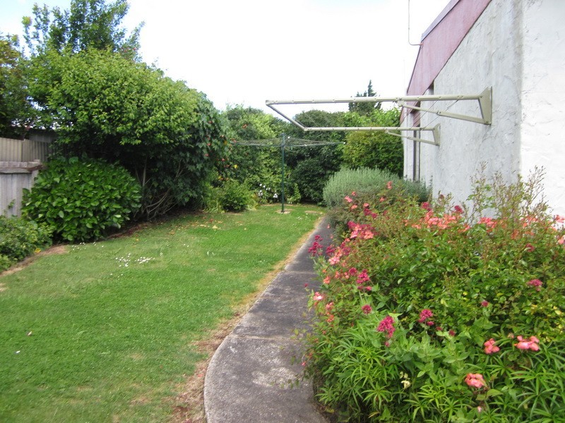 2/13 Oonah Crescent, Somerset TAS 7322