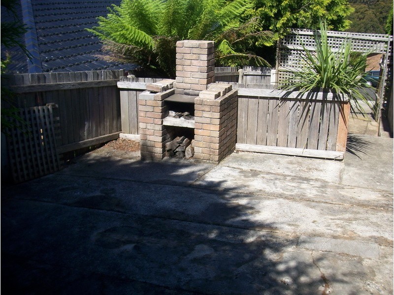 16 Manuka Drive, Burnie TAS 7320