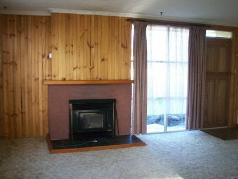 18 Flinders Street, Burnie TAS 7320