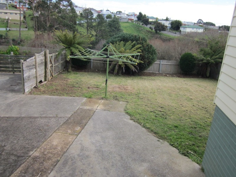 18 Flinders Street, Burnie TAS 7320