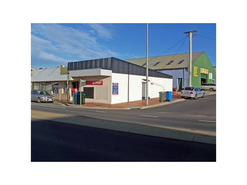 191 Bass Highway, Cooee TAS 7320