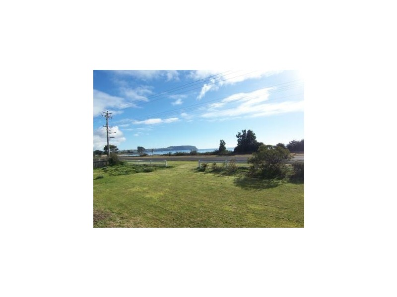 131 Old Bass Highway, Wynyard TAS 7325