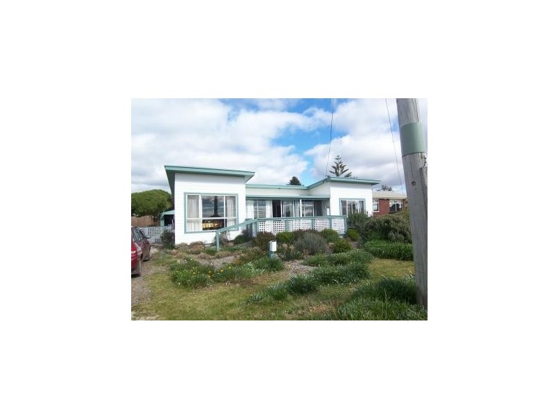 133 Old Bass Highway, Wynyard TAS 7325