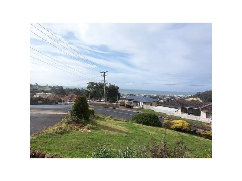 33 Myrtle Crescent, Burnie TAS 7320