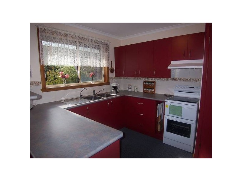 80 Manuka Drive, Burnie TAS 7320