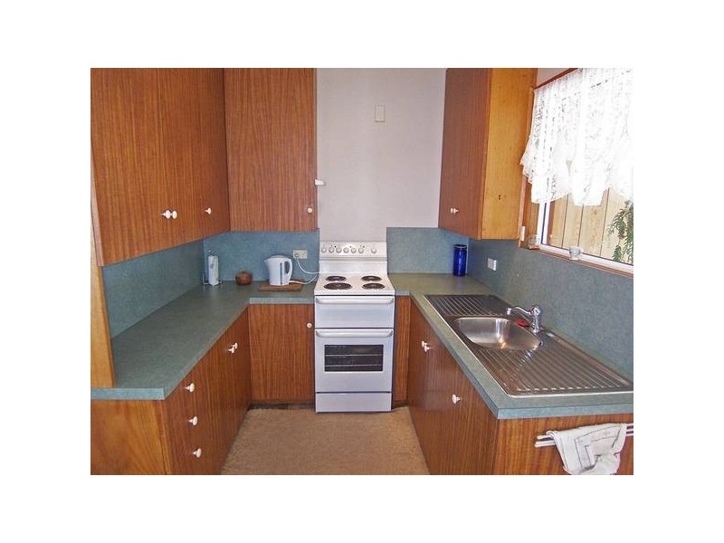 7 George Street, Somerset TAS 7322